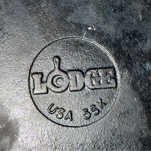 Lodge Cast Iron Skillet USA 5SK